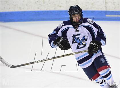 Thumbnail 2 in Daniel Hand vs. East Catholic (CIAC DII Semifinal) photogallery.