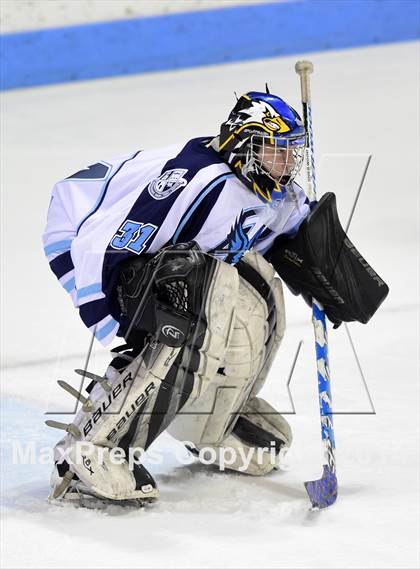 Thumbnail 3 in Daniel Hand vs. East Catholic (CIAC DII Semifinal) photogallery.