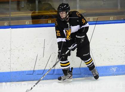 Thumbnail 3 in Daniel Hand vs. East Catholic (CIAC DII Semifinal) photogallery.