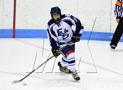 Thumbnail 2 in Daniel Hand vs. East Catholic (CIAC DII Semifinal) photogallery.