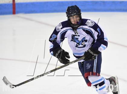 Thumbnail 3 in Daniel Hand vs. East Catholic (CIAC DII Semifinal) photogallery.
