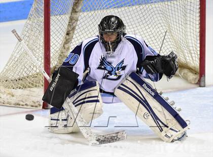 Thumbnail 3 in Daniel Hand vs. East Catholic (CIAC DII Semifinal) photogallery.