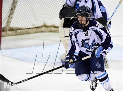 Thumbnail 2 in Daniel Hand vs. East Catholic (CIAC DII Semifinal) photogallery.