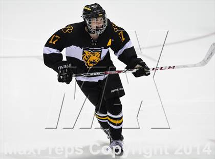 Thumbnail 3 in Daniel Hand vs. East Catholic (CIAC DII Semifinal) photogallery.
