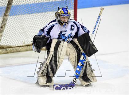 Thumbnail 3 in Daniel Hand vs. East Catholic (CIAC DII Semifinal) photogallery.