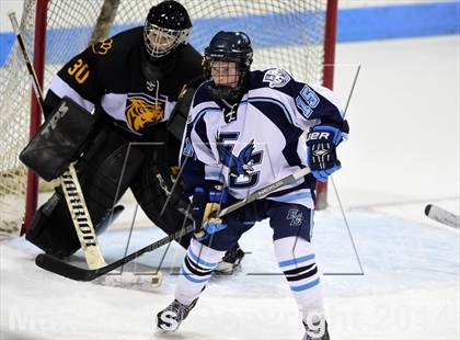 Thumbnail 1 in Daniel Hand vs. East Catholic (CIAC DII Semifinal) photogallery.