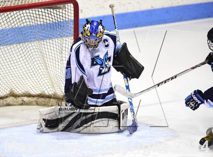 Thumbnail 3 in Daniel Hand vs. East Catholic (CIAC DII Semifinal) photogallery.