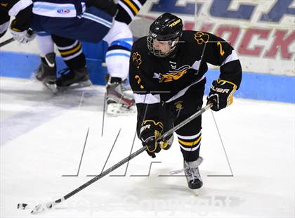 Thumbnail 1 in Daniel Hand vs. East Catholic (CIAC DII Semifinal) photogallery.