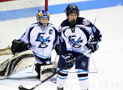 Thumbnail 2 in Daniel Hand vs. East Catholic (CIAC DII Semifinal) photogallery.