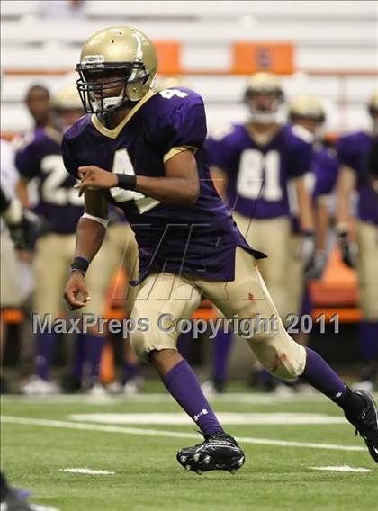 Thumbnail 3 in Christian Brothers Academy vs. Mansfield (Syracuse Kickoff Classic) photogallery.