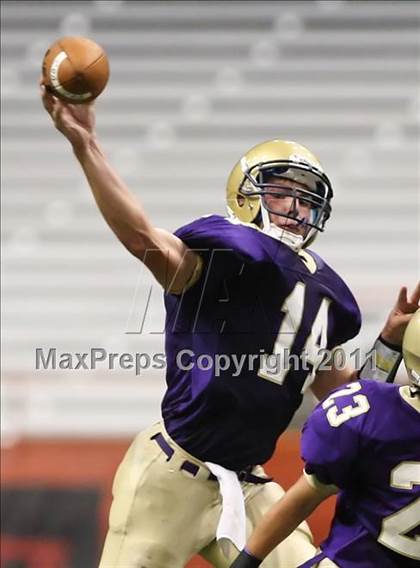 Thumbnail 3 in Christian Brothers Academy vs. Mansfield (Syracuse Kickoff Classic) photogallery.