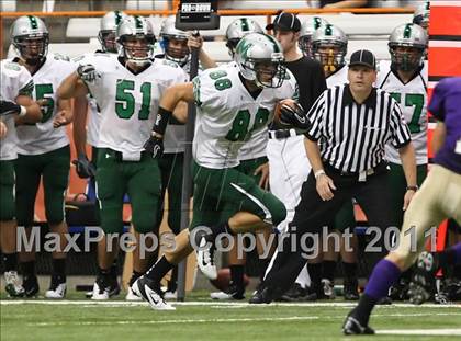 Thumbnail 2 in Christian Brothers Academy vs. Mansfield (Syracuse Kickoff Classic) photogallery.