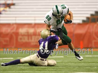 Thumbnail 2 in Christian Brothers Academy vs. Mansfield (Syracuse Kickoff Classic) photogallery.