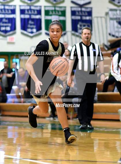 Thumbnail 3 in West vs Spring Valley (Gator Winter Classic) photogallery.