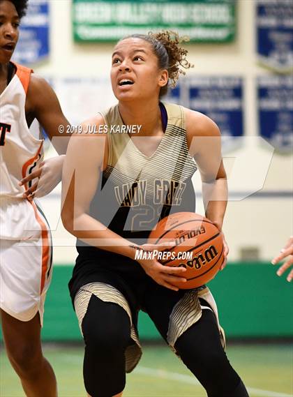 Thumbnail 3 in West vs Spring Valley (Gator Winter Classic) photogallery.