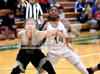 Thumbnail 2 in West vs Spring Valley (Gator Winter Classic) photogallery.