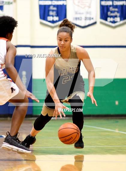 Thumbnail 3 in West vs Spring Valley (Gator Winter Classic) photogallery.