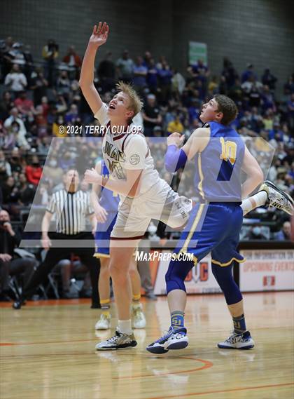 Thumbnail 3 in San Juan vs. Juab (UHSAA 3A Final) photogallery.