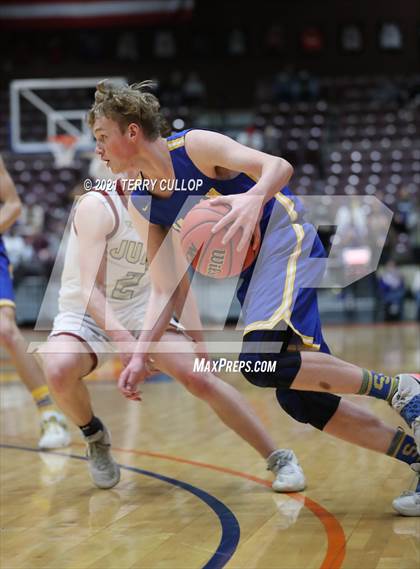 Thumbnail 3 in San Juan vs. Juab (UHSAA 3A Final) photogallery.