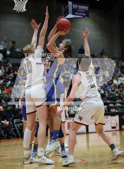Thumbnail 1 in San Juan vs. Juab (UHSAA 3A Final) photogallery.