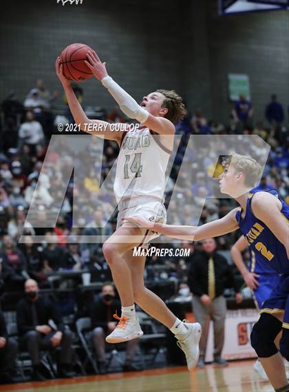 Thumbnail 2 in San Juan vs. Juab (UHSAA 3A Final) photogallery.