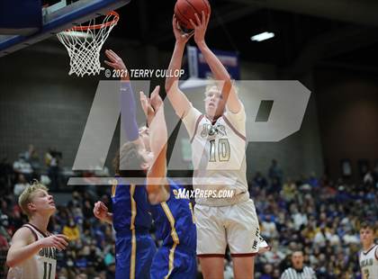 Thumbnail 3 in San Juan vs. Juab (UHSAA 3A Final) photogallery.