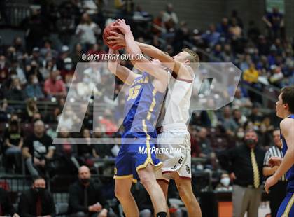 Thumbnail 1 in San Juan vs. Juab (UHSAA 3A Final) photogallery.