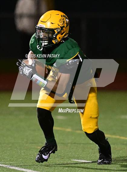 Thumbnail 2 in North Haven @ Hamden photogallery.