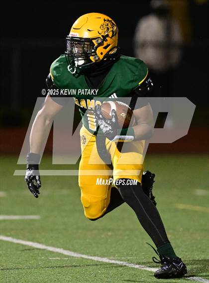 Thumbnail 3 in North Haven @ Hamden photogallery.