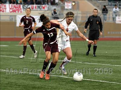 Thumbnail 1 in Downey vs Oaks Christian (CIF SS Championship) photogallery.