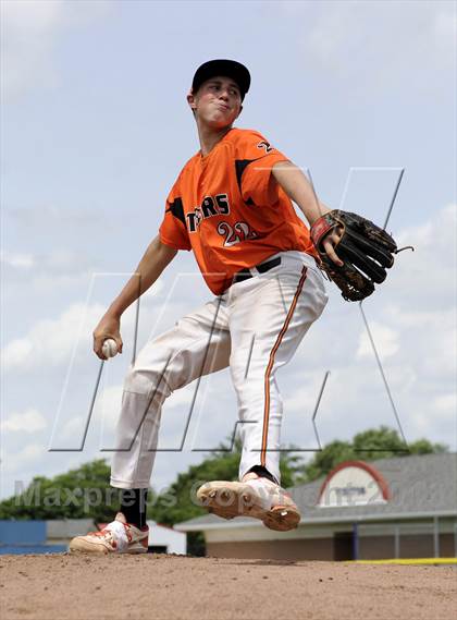Thumbnail 2 in Whitesville Central @ Lyndonville ( Section 5 Class D/DD Crossover) photogallery.