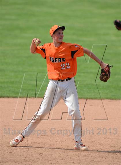 Thumbnail 3 in Whitesville Central @ Lyndonville ( Section 5 Class D/DD Crossover) photogallery.