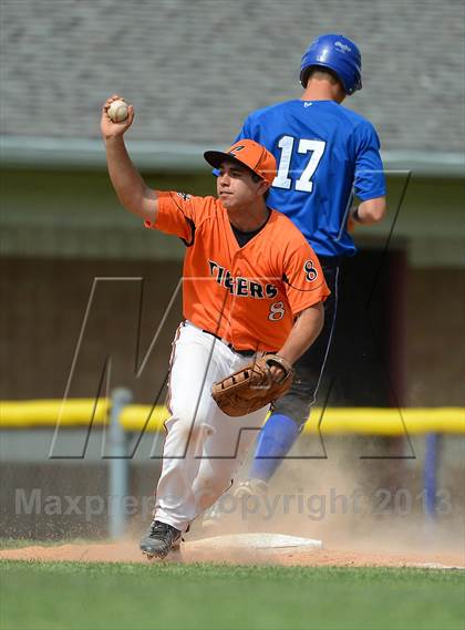Thumbnail 2 in Whitesville Central @ Lyndonville ( Section 5 Class D/DD Crossover) photogallery.
