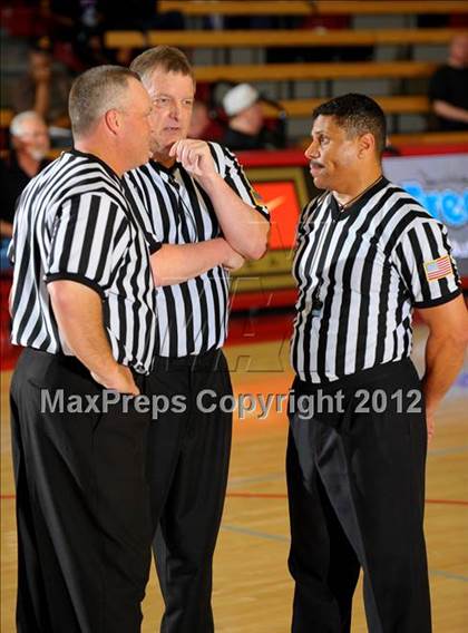 Thumbnail 3 in Mission Viejo vs. Ocean View (Nike Extravaganza) photogallery.