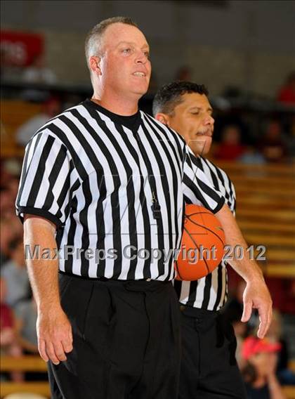 Thumbnail 3 in Mission Viejo vs. Ocean View (Nike Extravaganza) photogallery.