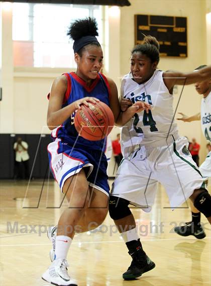 Thumbnail 1 in St. Ignatius vs. Sacred Heart Cathedral (CIF NorCal Regional D3 Final) photogallery.