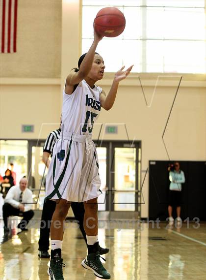 Thumbnail 2 in St. Ignatius vs. Sacred Heart Cathedral (CIF NorCal Regional D3 Final) photogallery.
