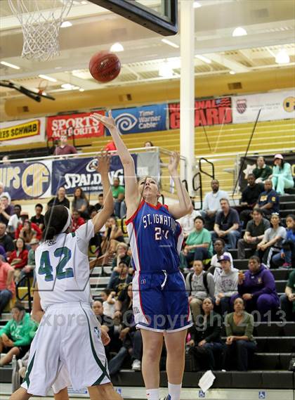 Thumbnail 3 in St. Ignatius vs. Sacred Heart Cathedral (CIF NorCal Regional D3 Final) photogallery.