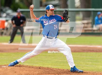 Thumbnail 3 in Concord vs. Winnacunnet (NHIAA Division 1 Final) photogallery.