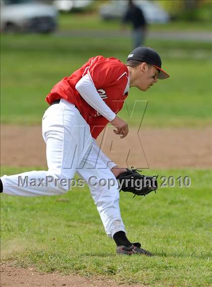 Thumbnail 3 in Galt vs. Pioneer (Land Park Easter Tournament) photogallery.