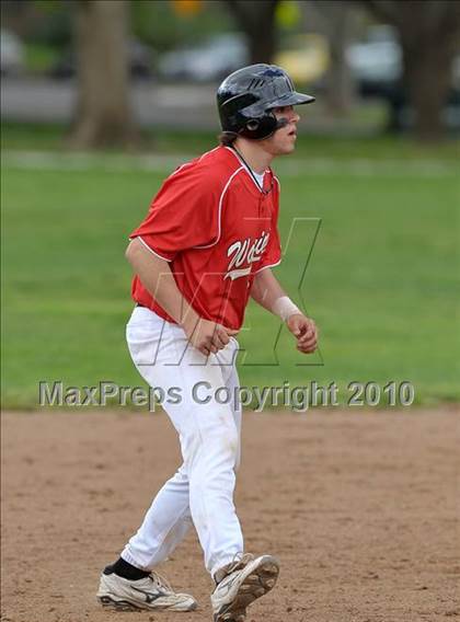 Thumbnail 2 in Galt vs. Pioneer (Land Park Easter Tournament) photogallery.
