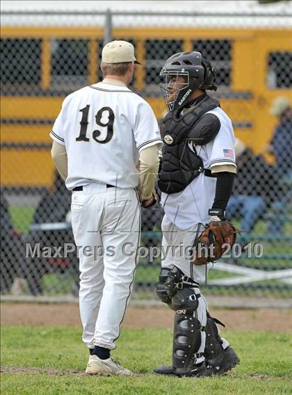 Thumbnail 2 in Galt vs. Pioneer (Land Park Easter Tournament) photogallery.