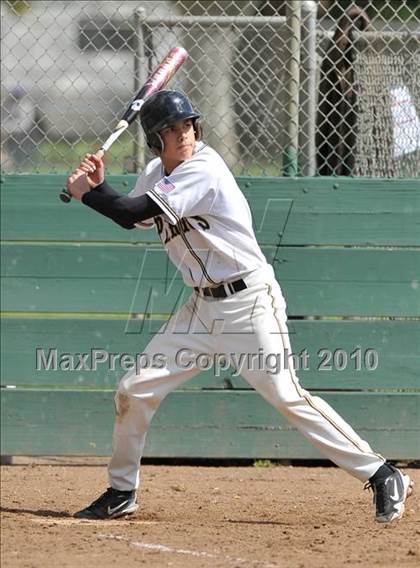Thumbnail 3 in Galt vs. Pioneer (Land Park Easter Tournament) photogallery.