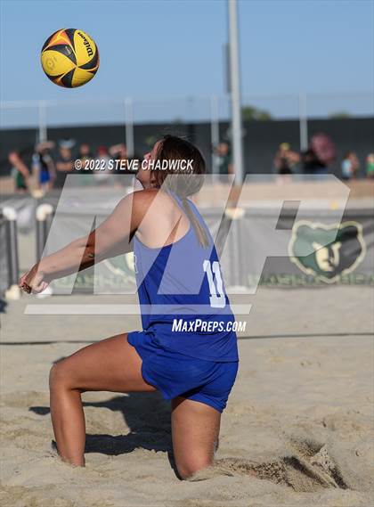 Thumbnail 2 in Xavier College Prep vs Desert Ridge @ Casteel (AIA Division 1 Pairs Semifinals) photogallery.