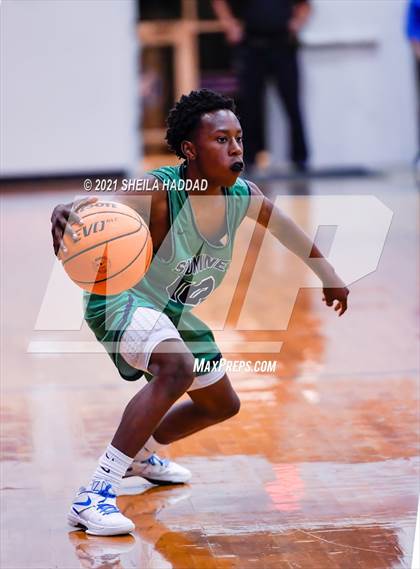 Thumbnail 2 in Sumner @ Jesuit  (Invitational) photogallery.