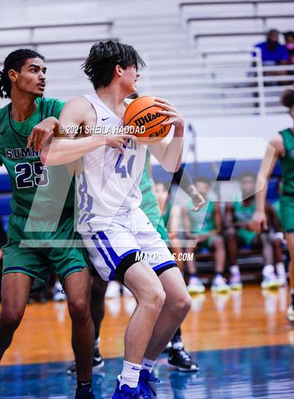 Thumbnail 3 in Sumner @ Jesuit  (Invitational) photogallery.