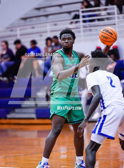 Thumbnail 3 in Sumner @ Jesuit  (Invitational) photogallery.