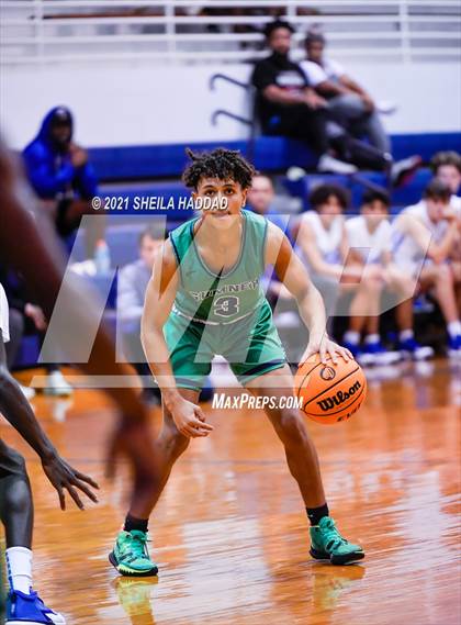 Thumbnail 2 in Sumner @ Jesuit  (Invitational) photogallery.