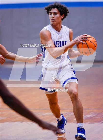 Thumbnail 3 in Sumner @ Jesuit  (Invitational) photogallery.
