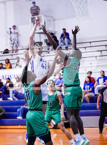 Thumbnail 1 in Sumner @ Jesuit  (Invitational) photogallery.